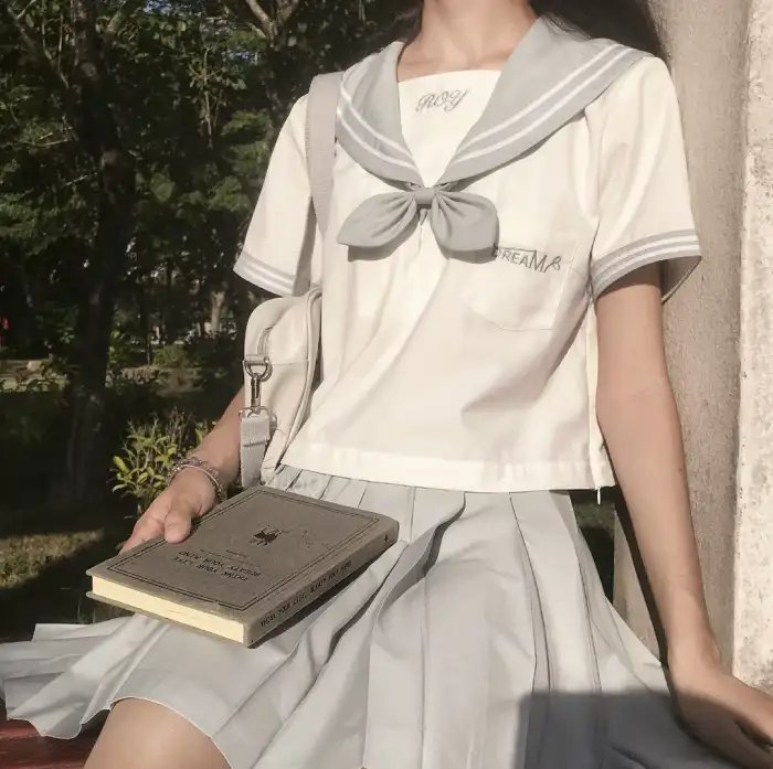 凤鸣怪谈